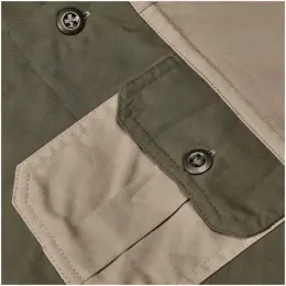 Mens Short Sleeve Serengeti 2-Tone Bush Shirt Military Green Close Up